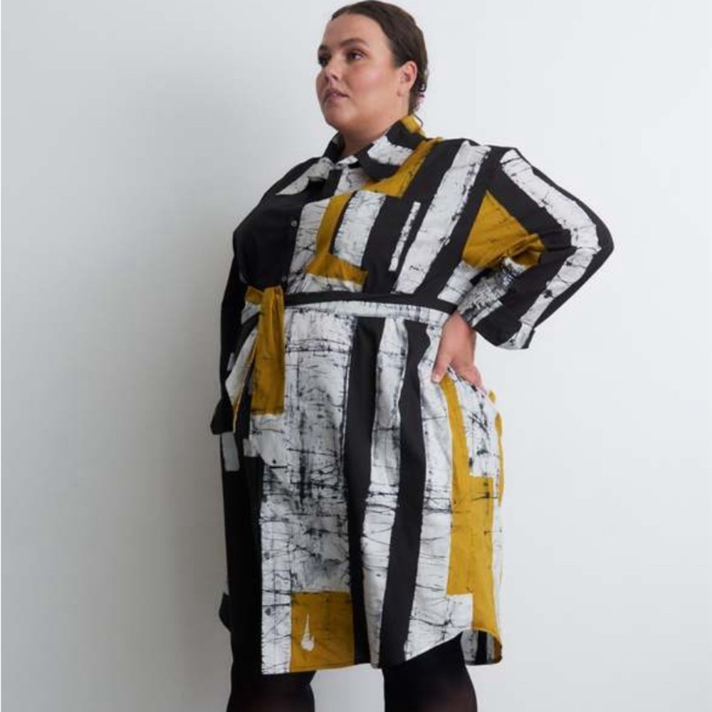 Osei-Duro Sz 3 (XL-2X equivalent) Labo Dress Cut and Paste Hand Dyed in Ghana